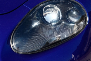 Headlights and fog lights of the Maserati 4200 can of course be synonymous