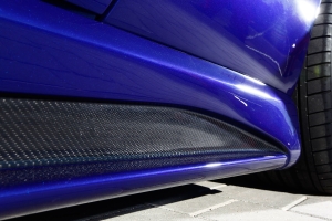 Side skirts made of carbon or fiberglass for the maserati 4200