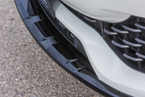Front Spoiler Lip made of carbon for the Maserati Levante