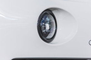 Nebelscheinwerfer Ringe aus Sichtcarbon für den Maserati Levante