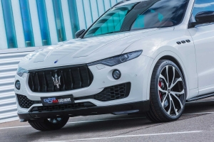 Ein Frontlippenansatz verleiht dem Maserati Levante noch mehr Exklusivität