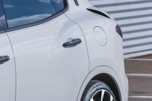 Maserati Levante mit Türgriffen aus Sichtcarbon, kleine Teile mit großer Wirkung